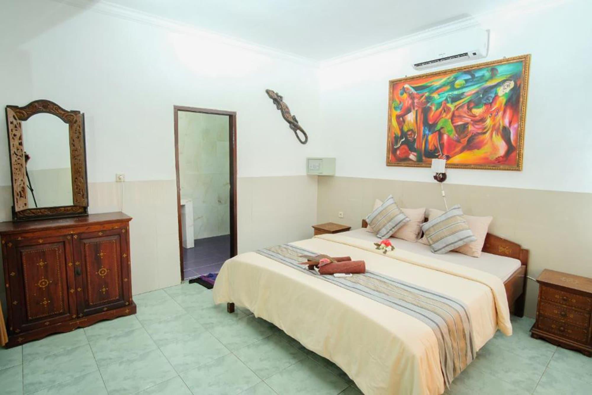 Warna Beach Hotel Gili Trawangan Exterior foto