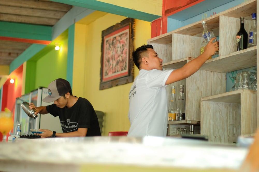 Warna Beach Hotel Gili Trawangan Exterior foto