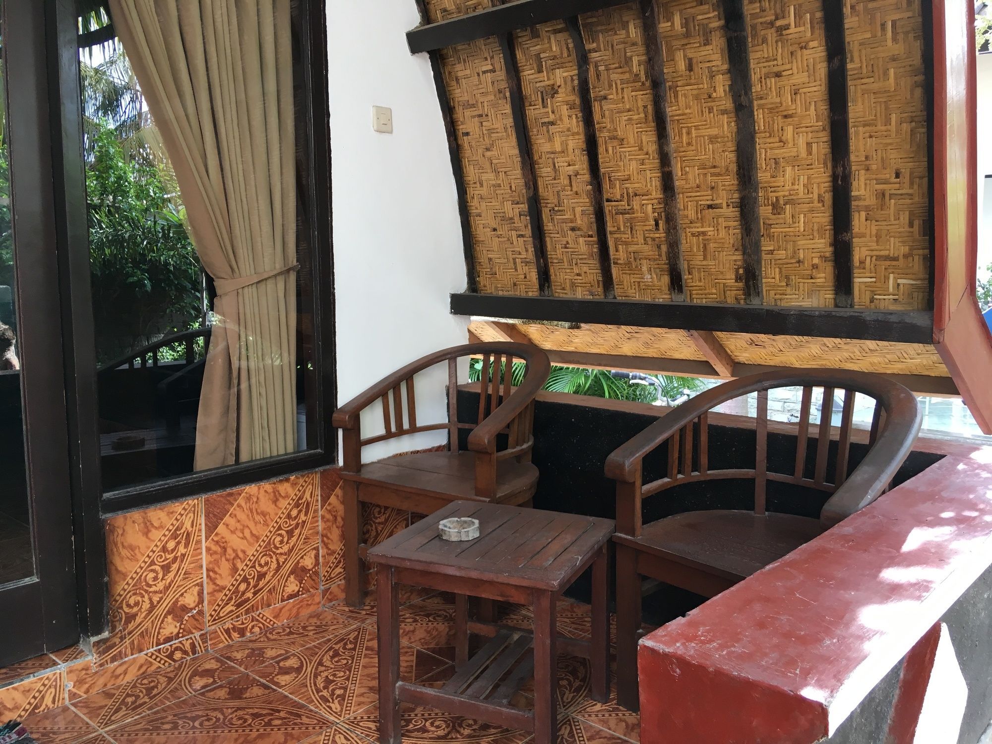 Warna Beach Hotel Gili Trawangan Exterior foto