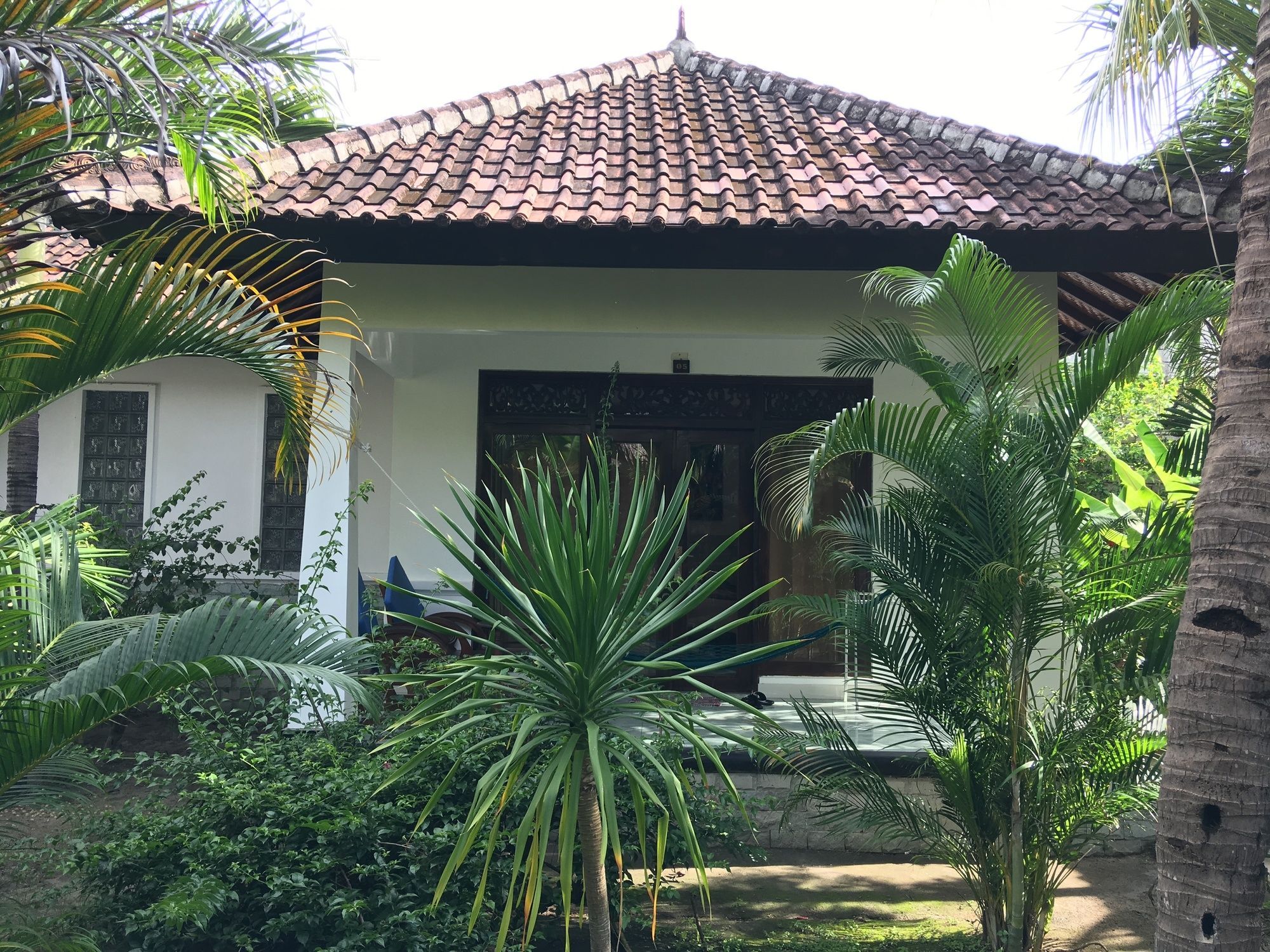 Warna Beach Hotel Gili Trawangan Exterior foto